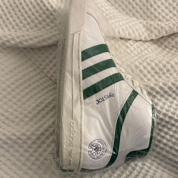 Adidas Men's White and Green High-Top Sneakers - Picture 2 of 5